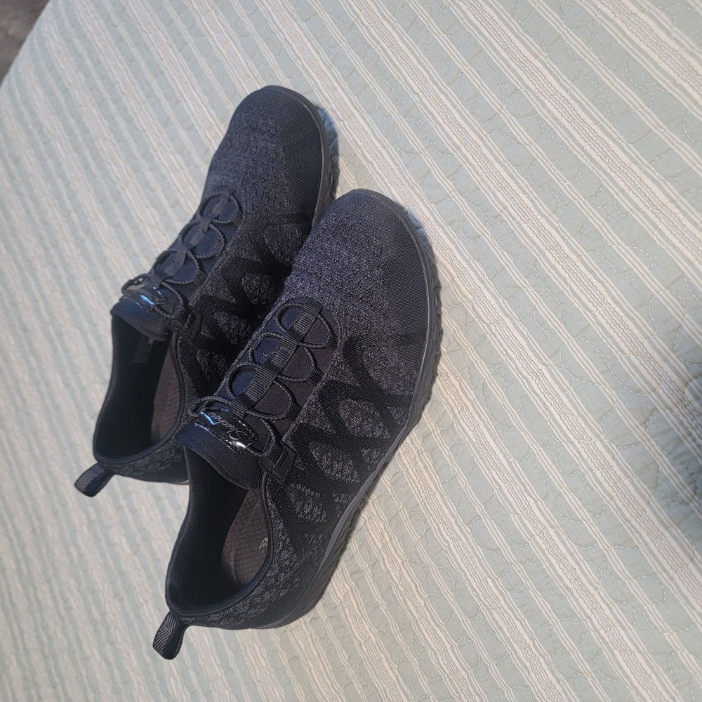 Stylish Black Slip-On Sneakers